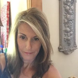 Meet your Posher, Michele